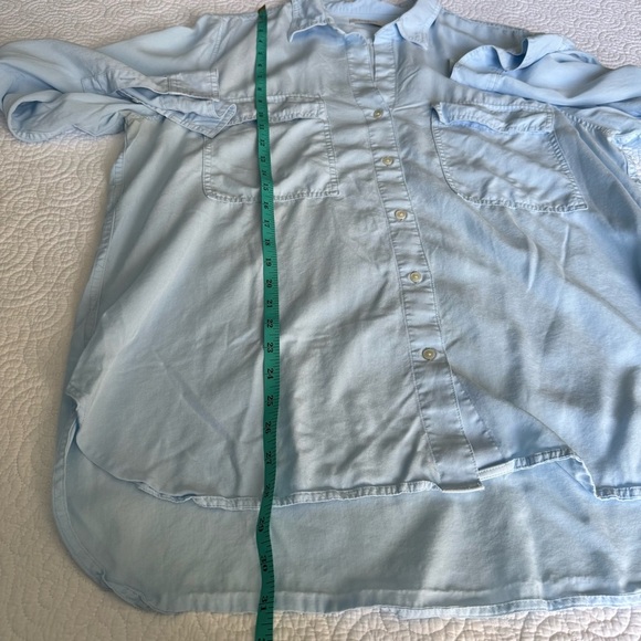 Babaton Sky Blue Button-Down Shirt - Picture 7 of 11